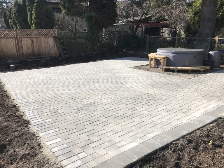 Paver Patio Finished 1