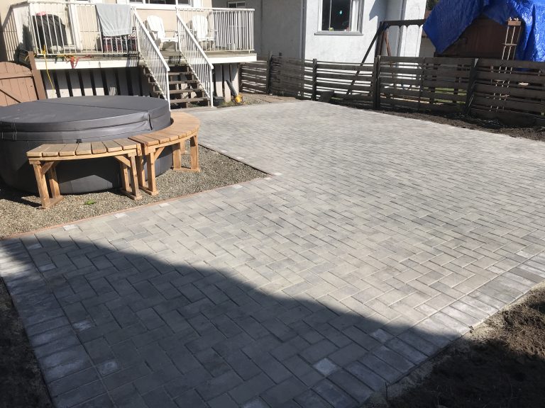 Paver Patio Finished 3